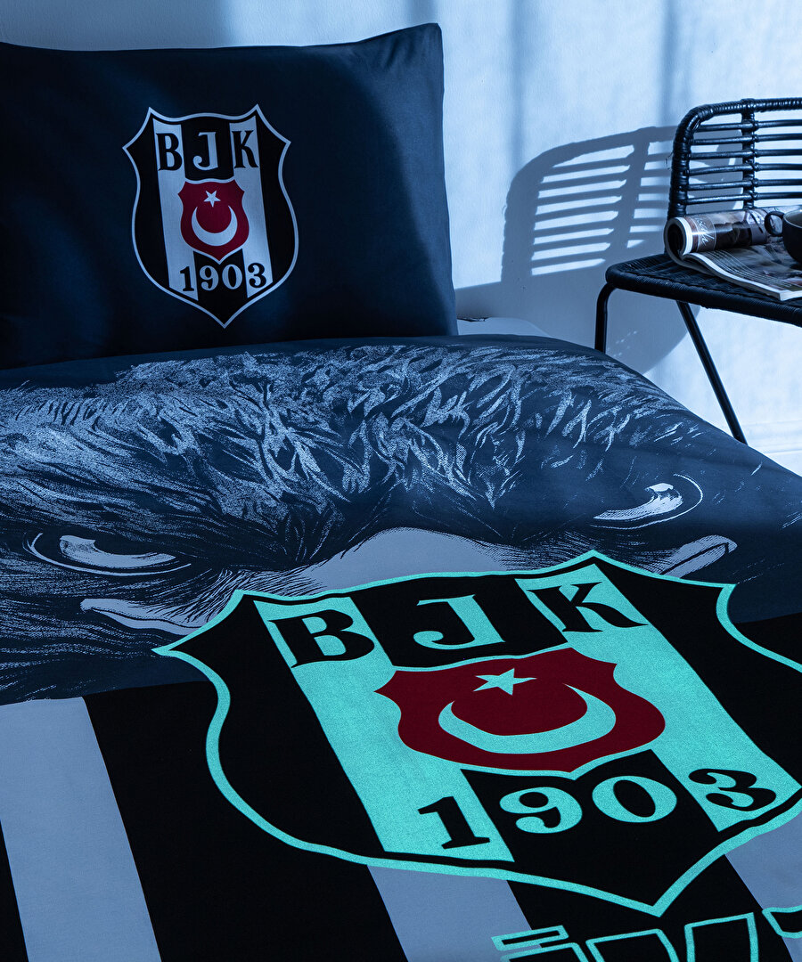 BEŞİKTAŞ TEK KİŞİLİK ŞANLI KARTAL NEVRESİM TAKIMI