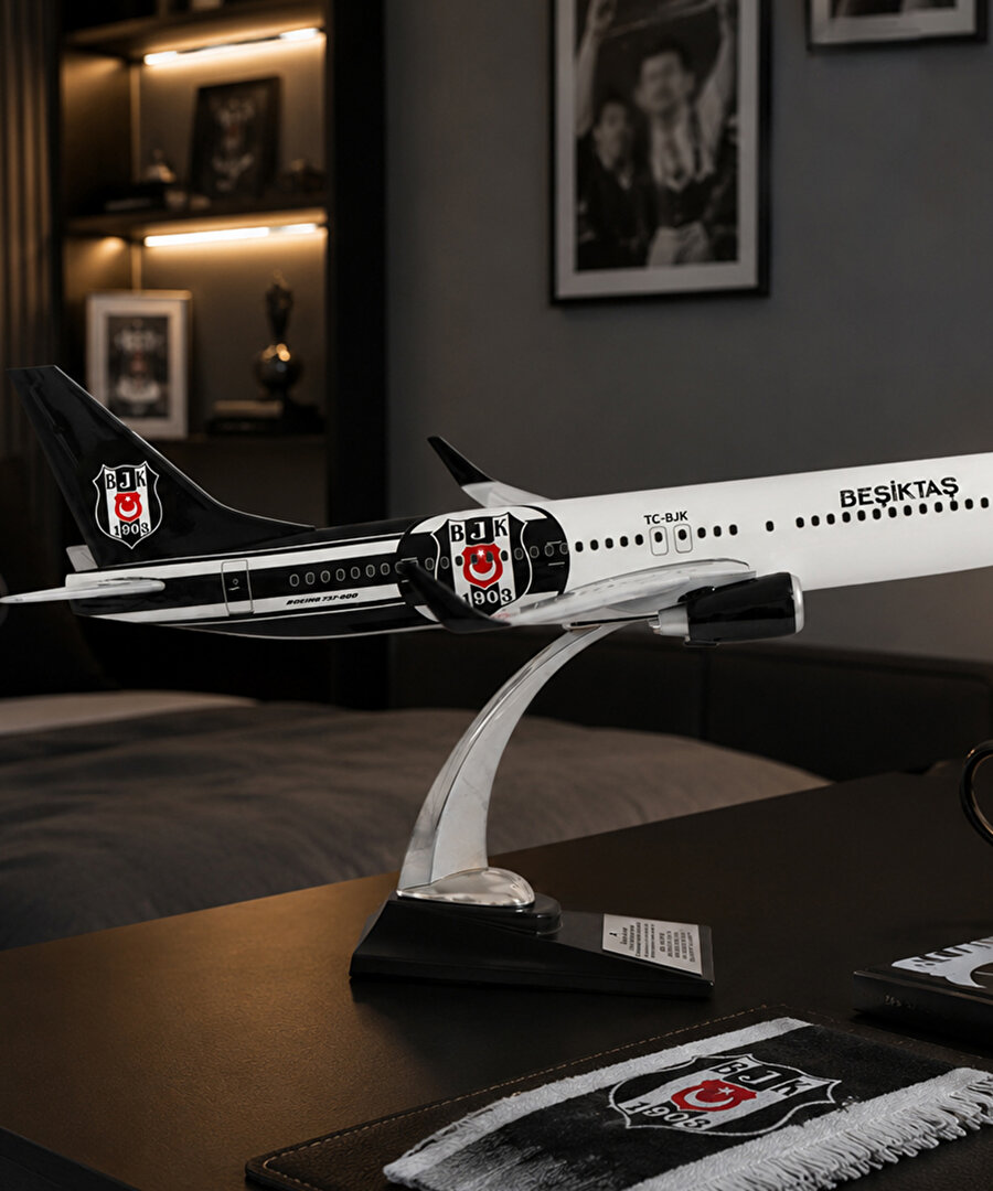 BEŞİKTAŞ LOGOLU MAKET UÇAK ZEKUPP BOEİNG 737-800 UCK0227