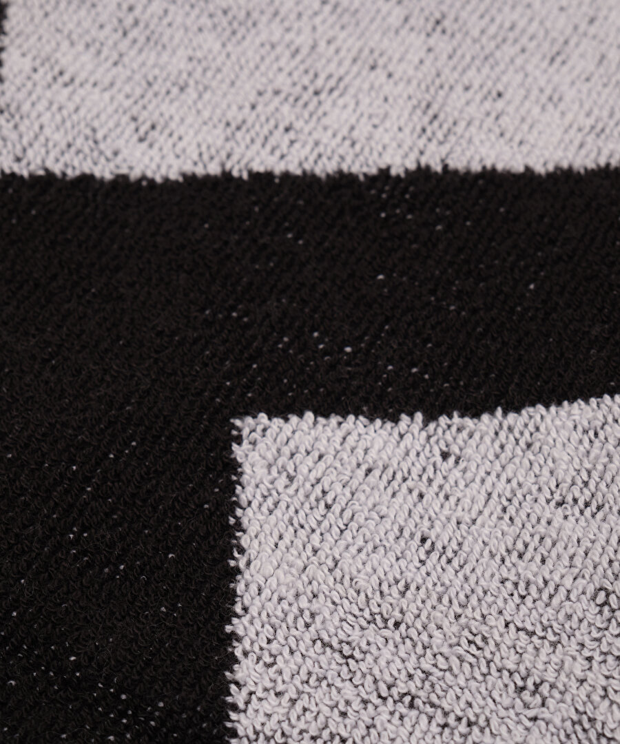 ADİDAS BEŞİKTAŞ 3BAR TOWEL LARG BLACK/WHITE IU1289