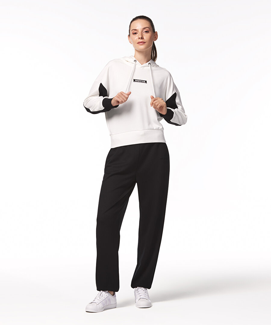 BEŞİKTAŞ KADIN KAPÜŞONLU SWEATSHIRT 8425233T3