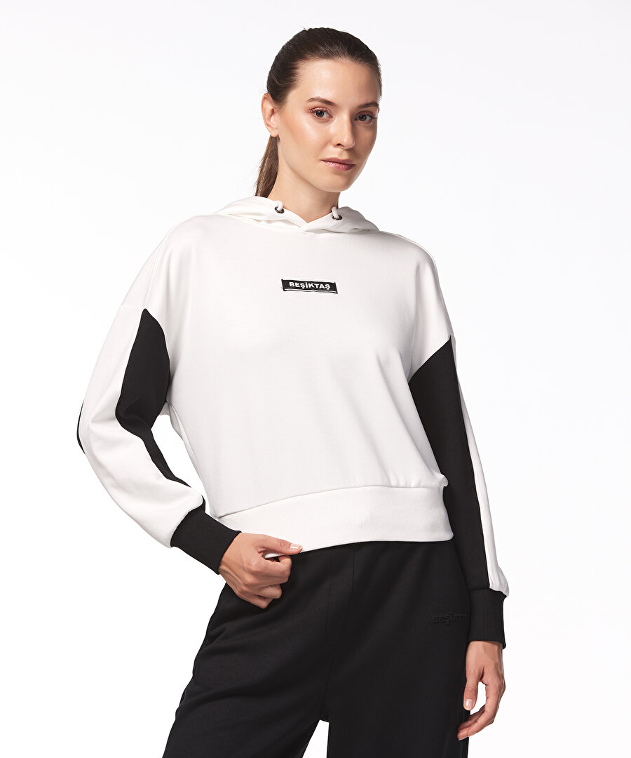 BEŞİKTAŞ KADIN KAPÜŞONLU SWEATSHIRT 8425233T3